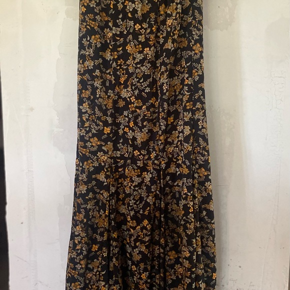 Idyllwind Black and Gold A-Line Skirt - Picture 3 of 3